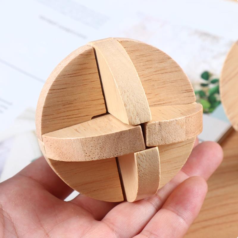 Klassieke Lu Ban bal houten br - Kids Education Fun recensie en prijs